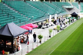 Arena-Dinner am Spielfeldrand