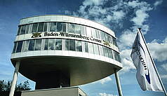 Hockenheim: Hockenheimring Baden-Württemberg - Aussenansicht Baden-Württemberg-Center